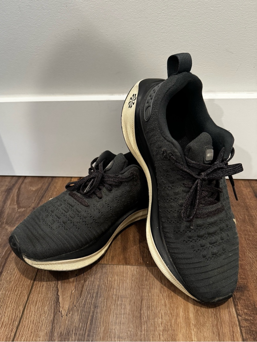 Nike ReactX InfinityRN 4 Black Gold Swoosh Running Shoes Women’s 8